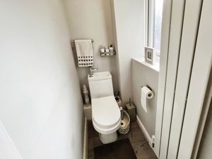 Guest wc- click for photo gallery